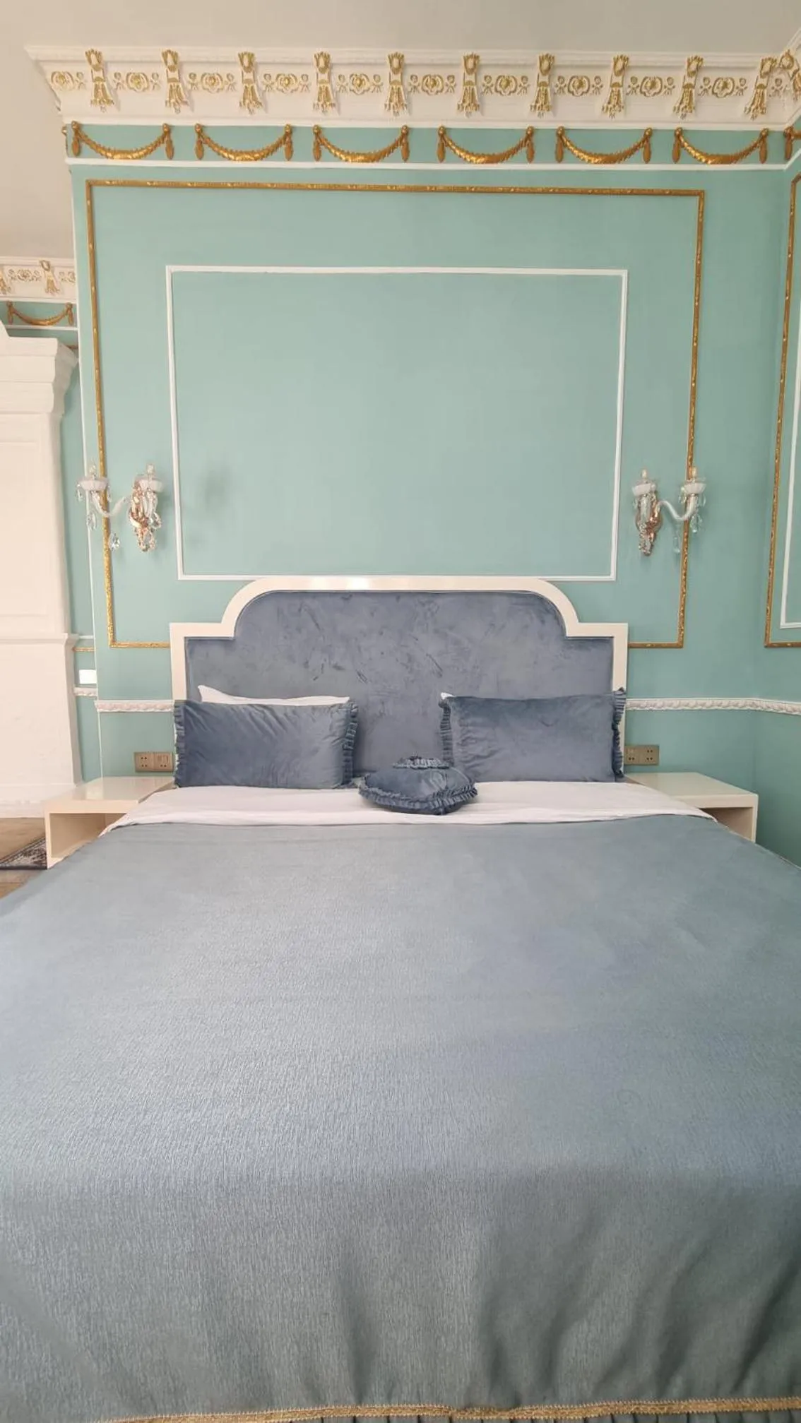 Bed in Apartments History 1870