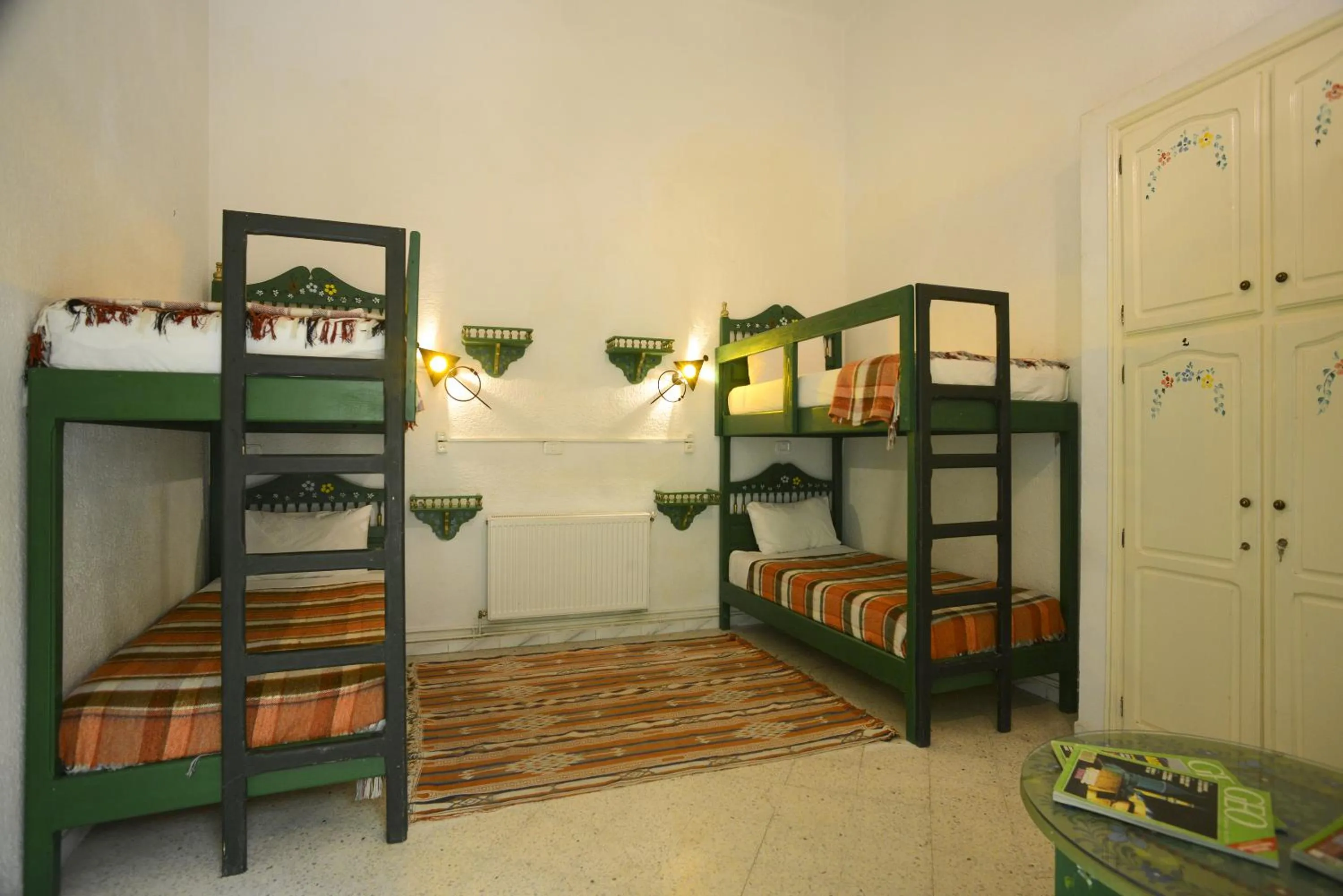 bunk bed, Bed in Dar Ya