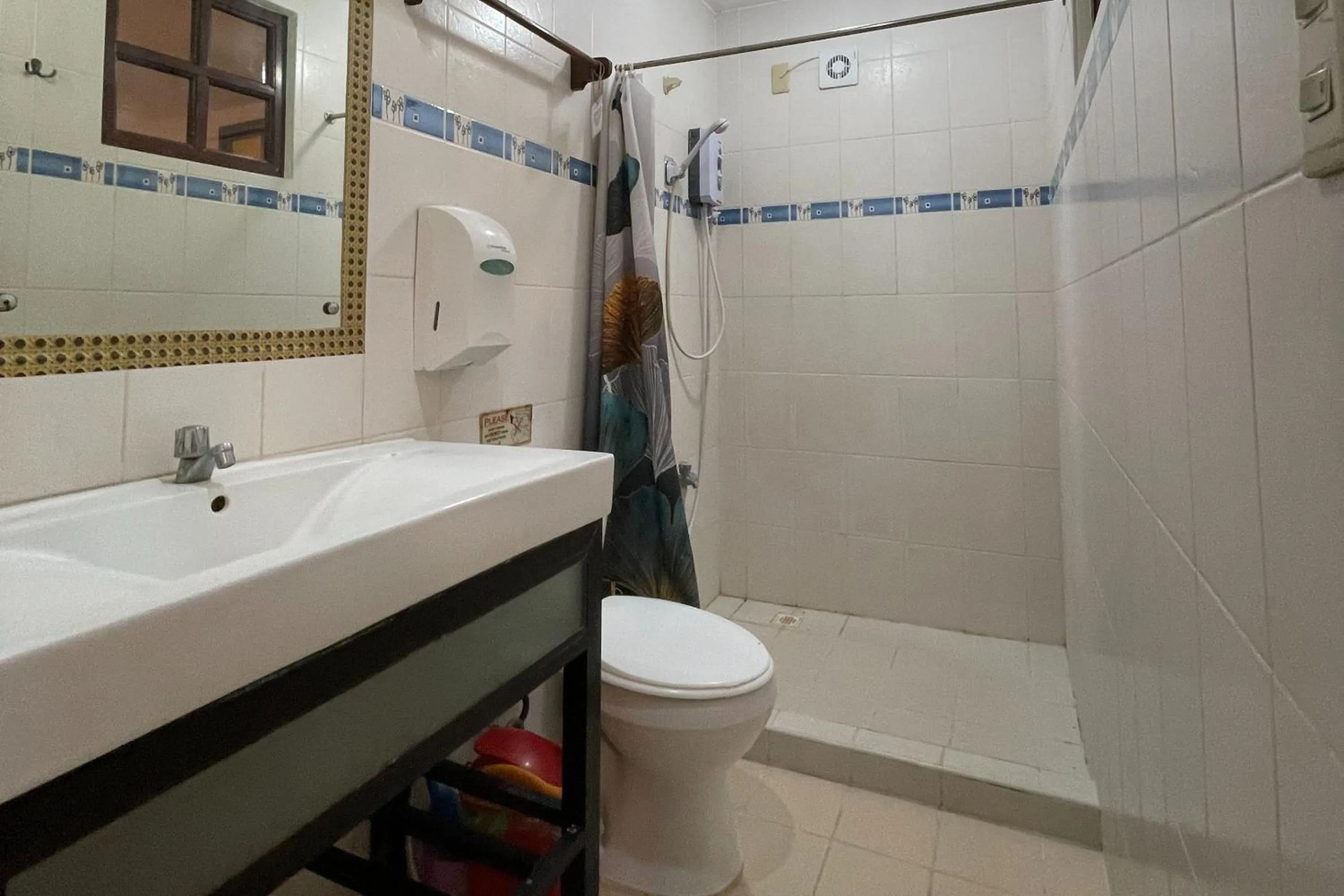 Bathroom in Oriental Hill Sabang Resort Puerto Galera