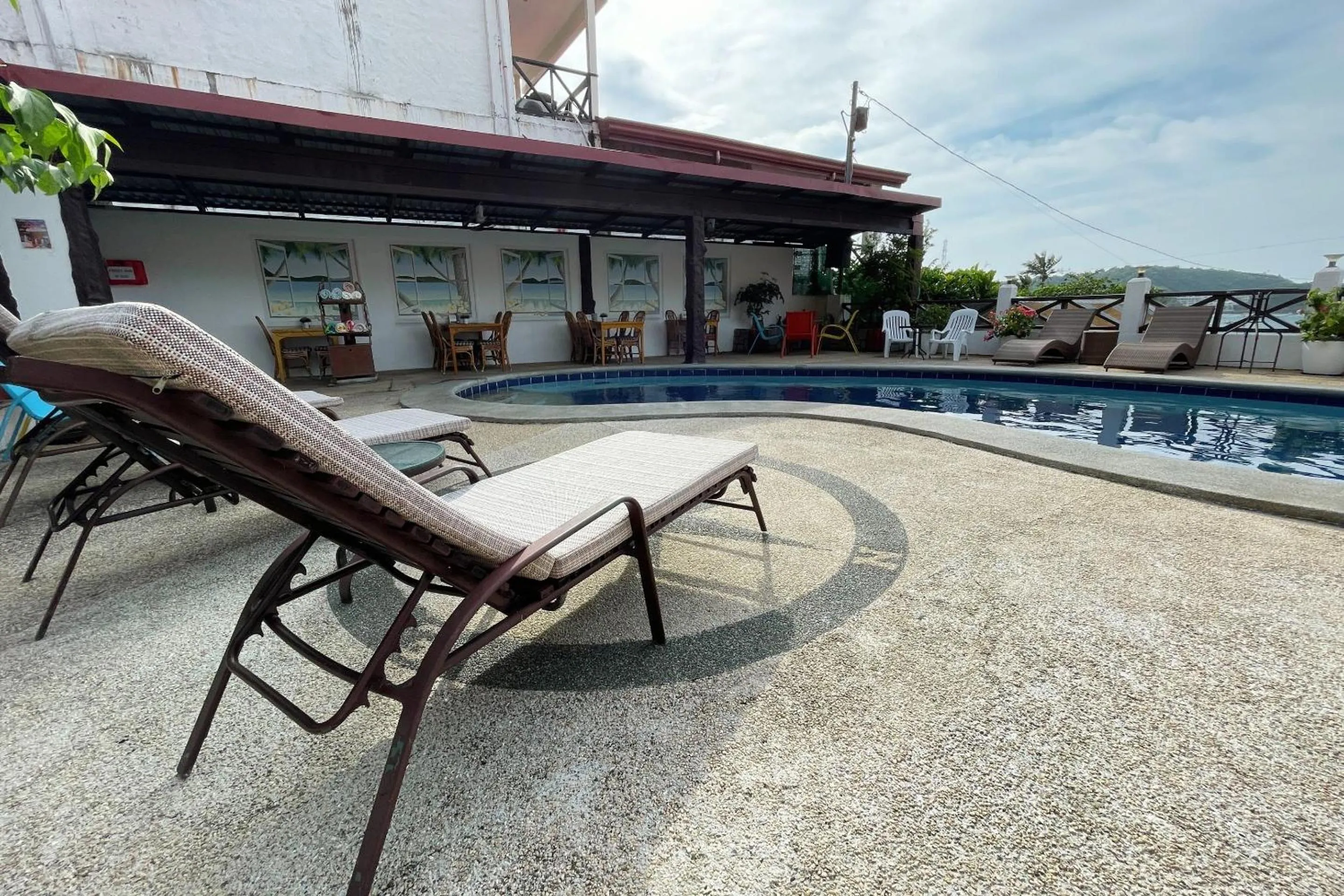 Swimming pool in Oriental Hill Sabang Resort Puerto Galera