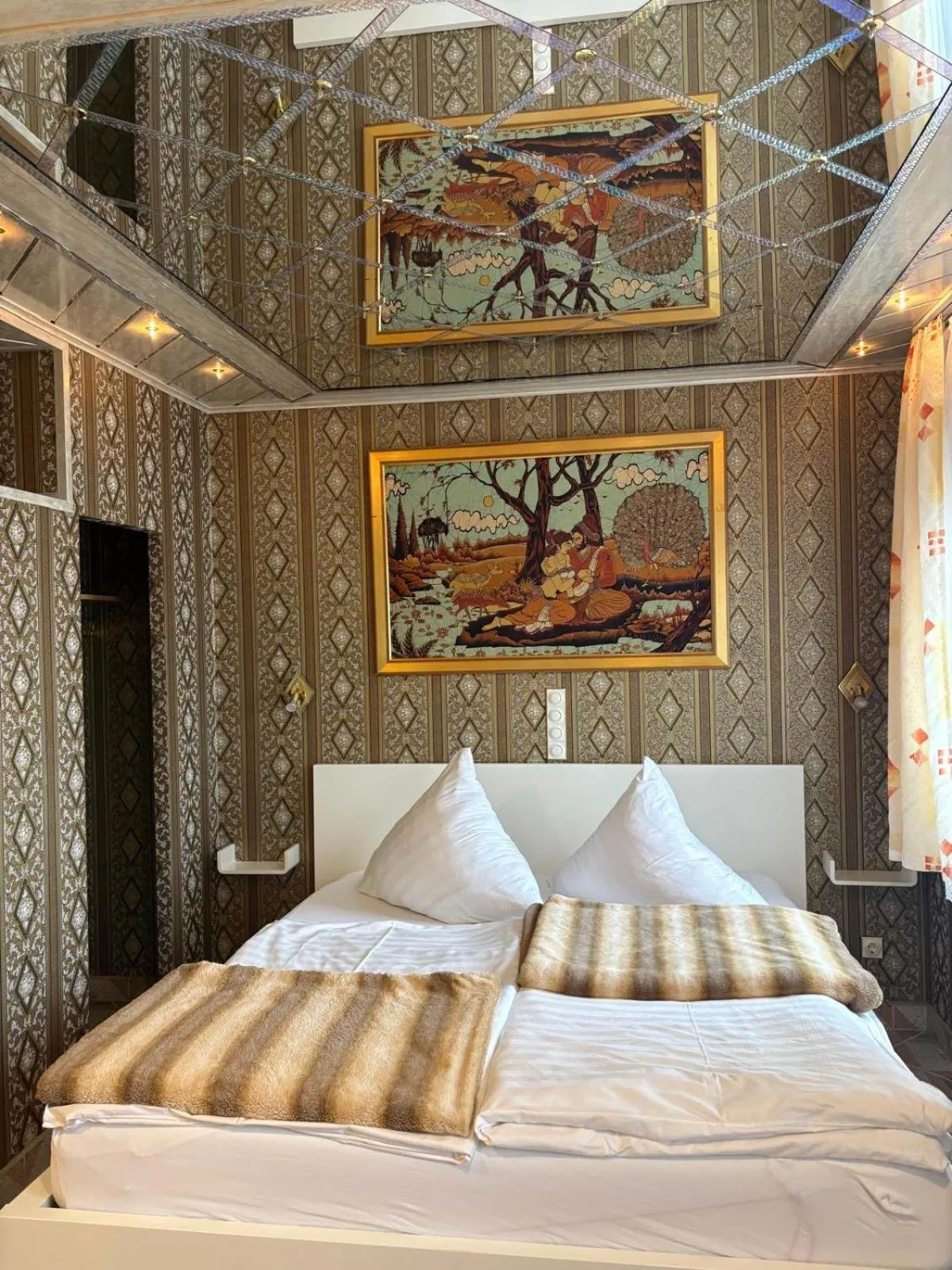 Bed in Central Hotel