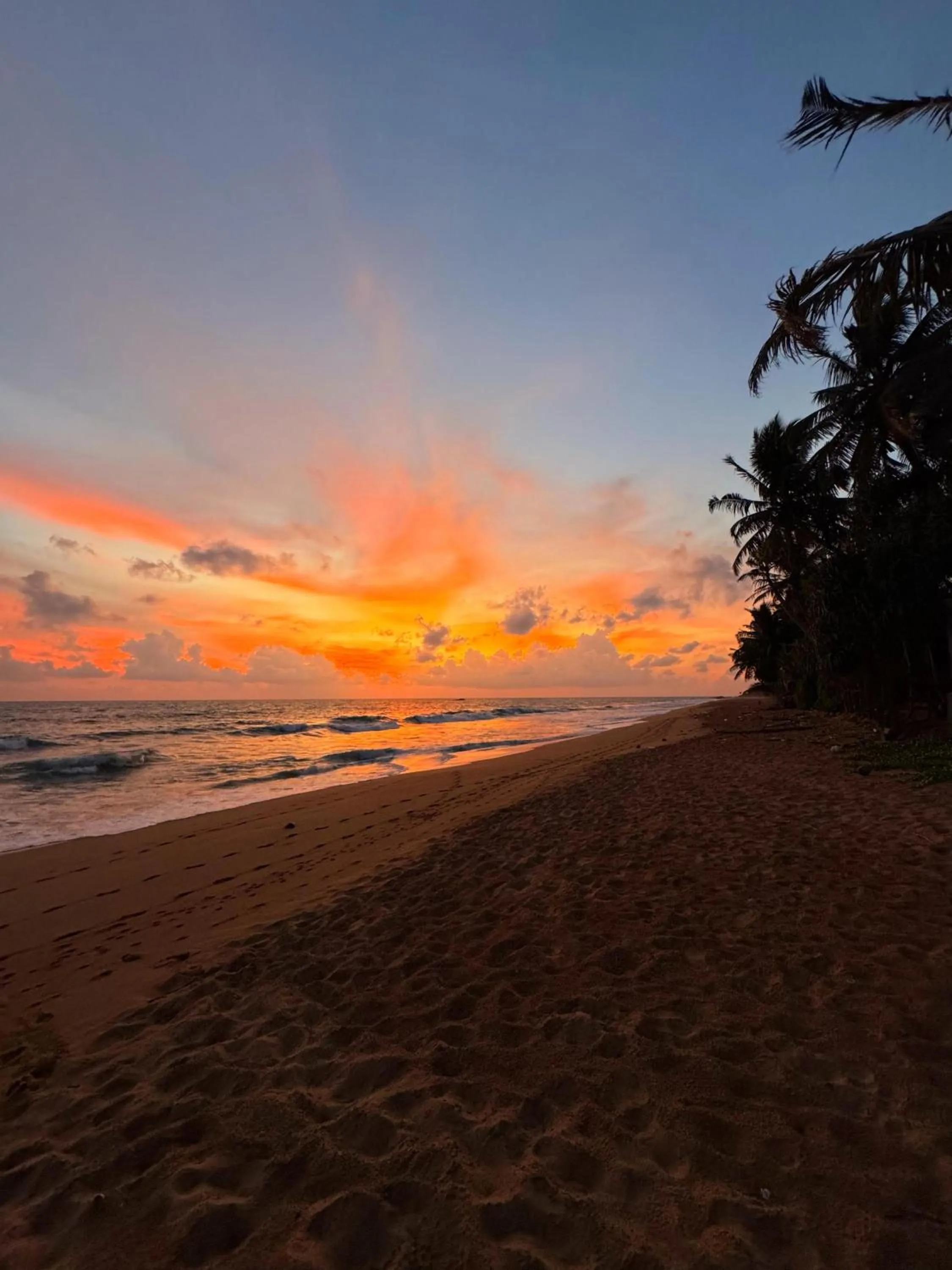 Nearby landmark in Moi Induruwa by DBI