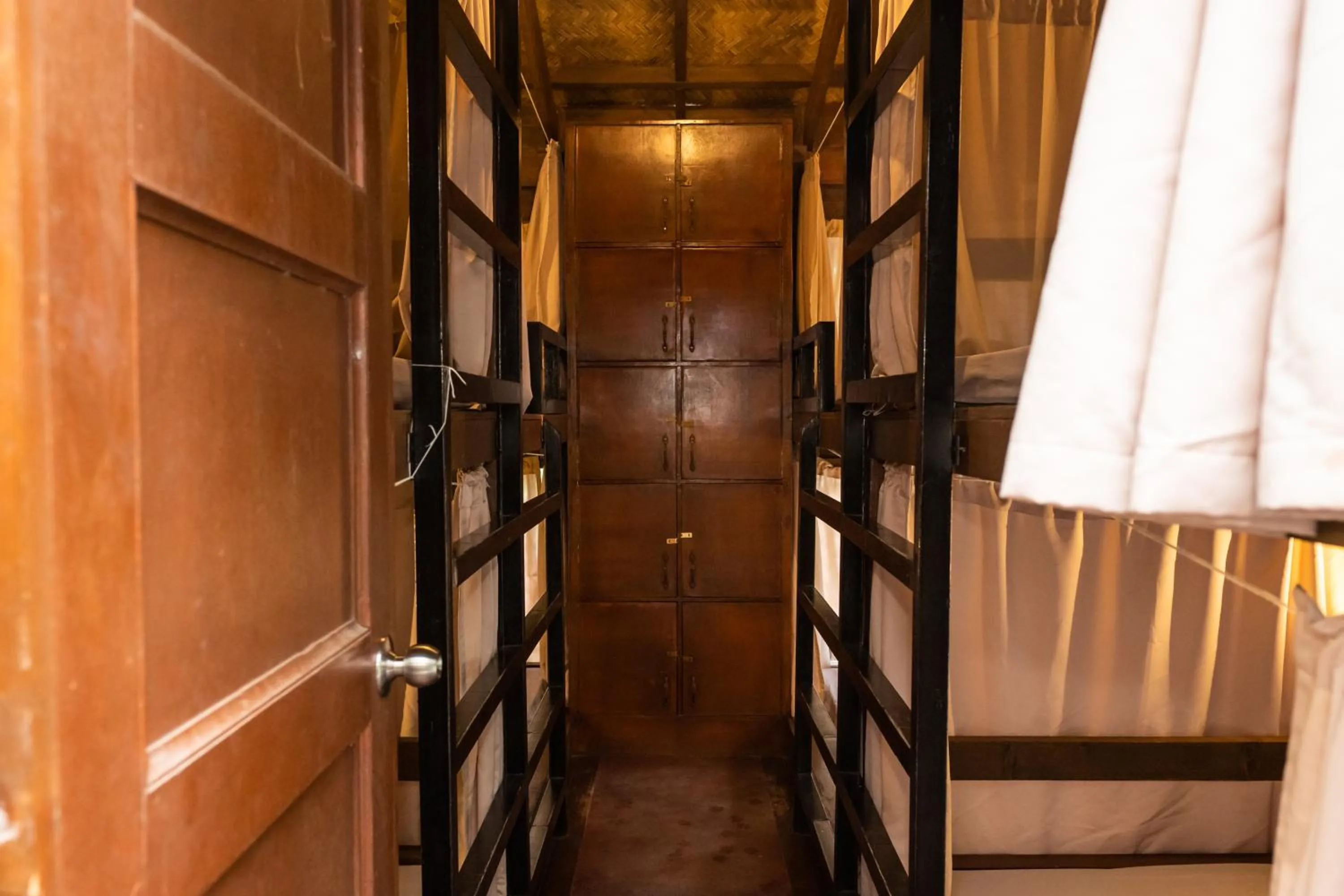 bunk bed in Aluntala Hostel