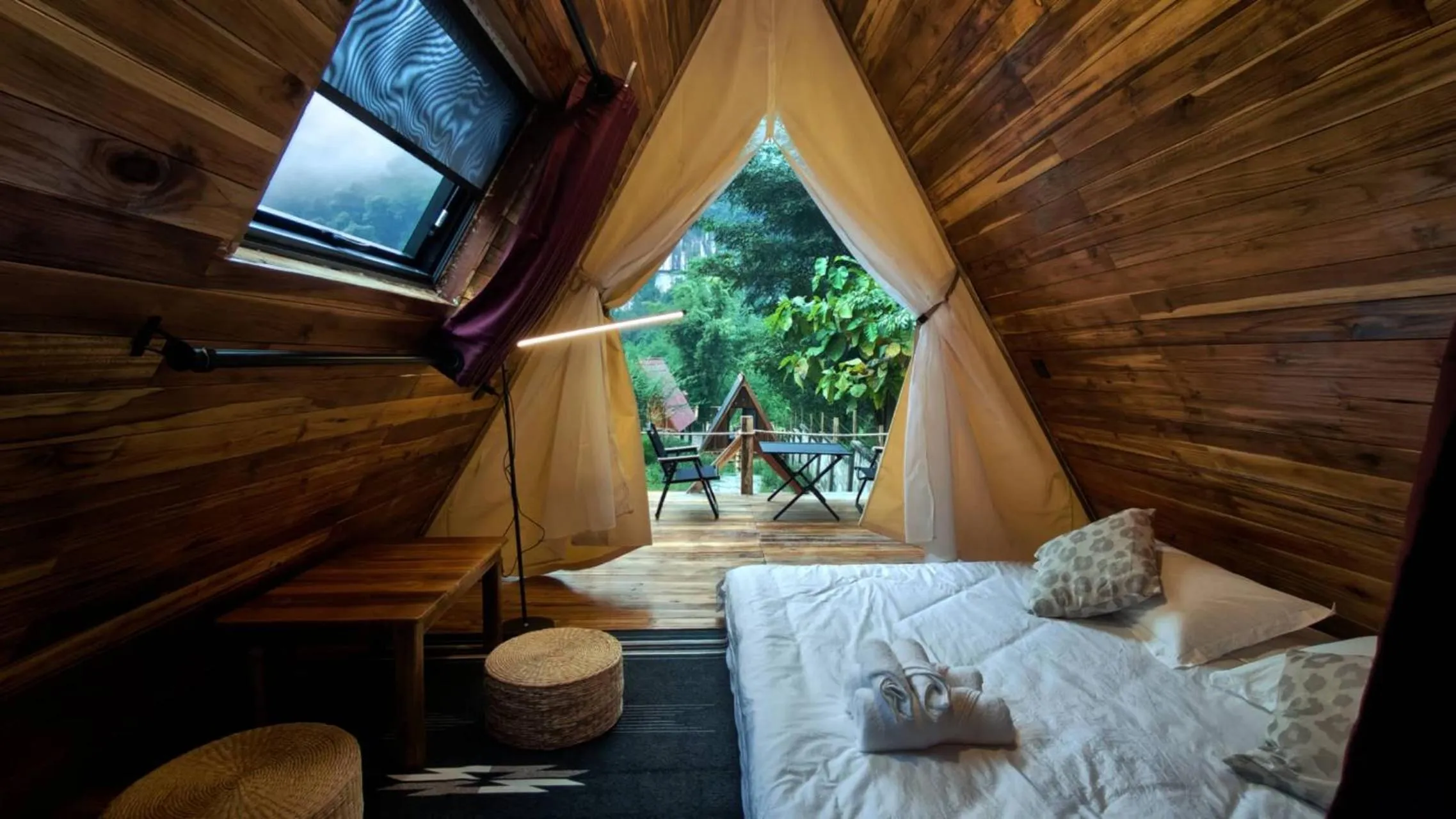 Bed in Mimosa Backpackers Hostel