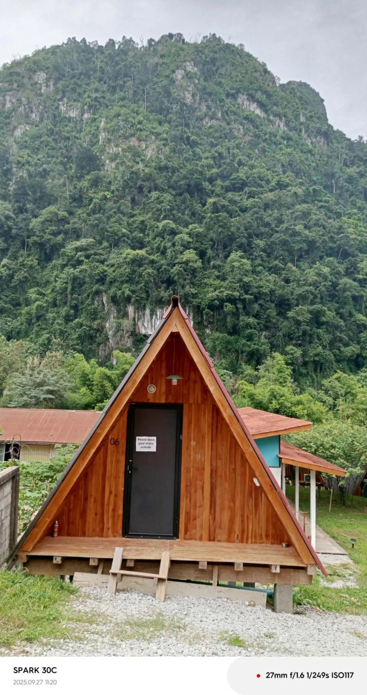 Property building in Mimosa Backpackers Hostel