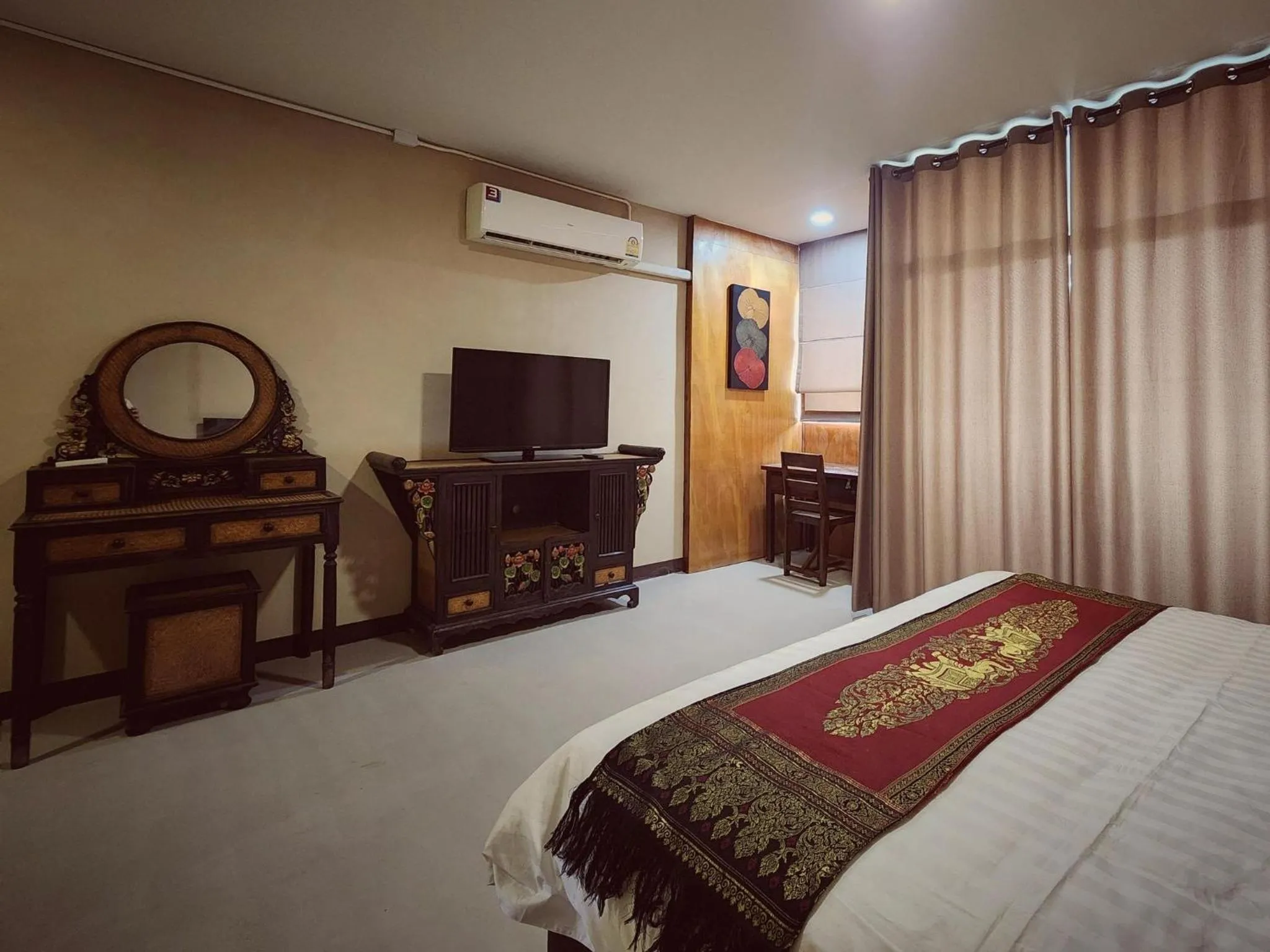 TV and multimedia, Bed in Eain