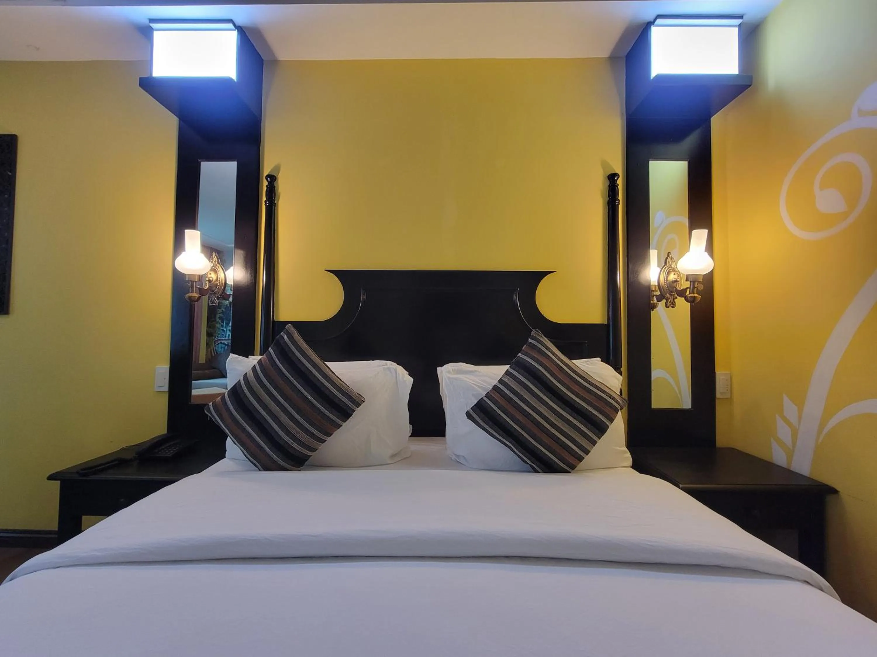 Bed in Lee Boutique Hotel Tagaytay