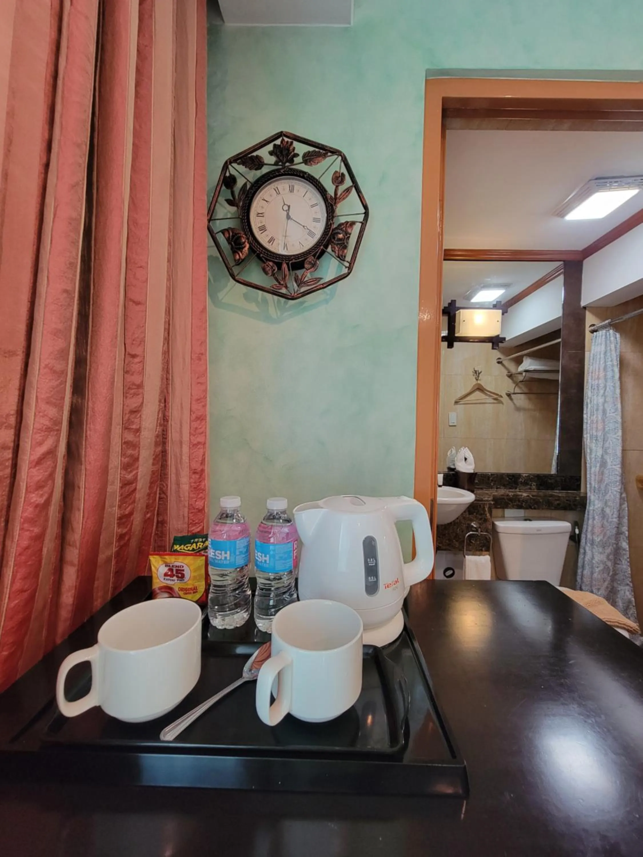 Bathroom in Lee Boutique Hotel Tagaytay