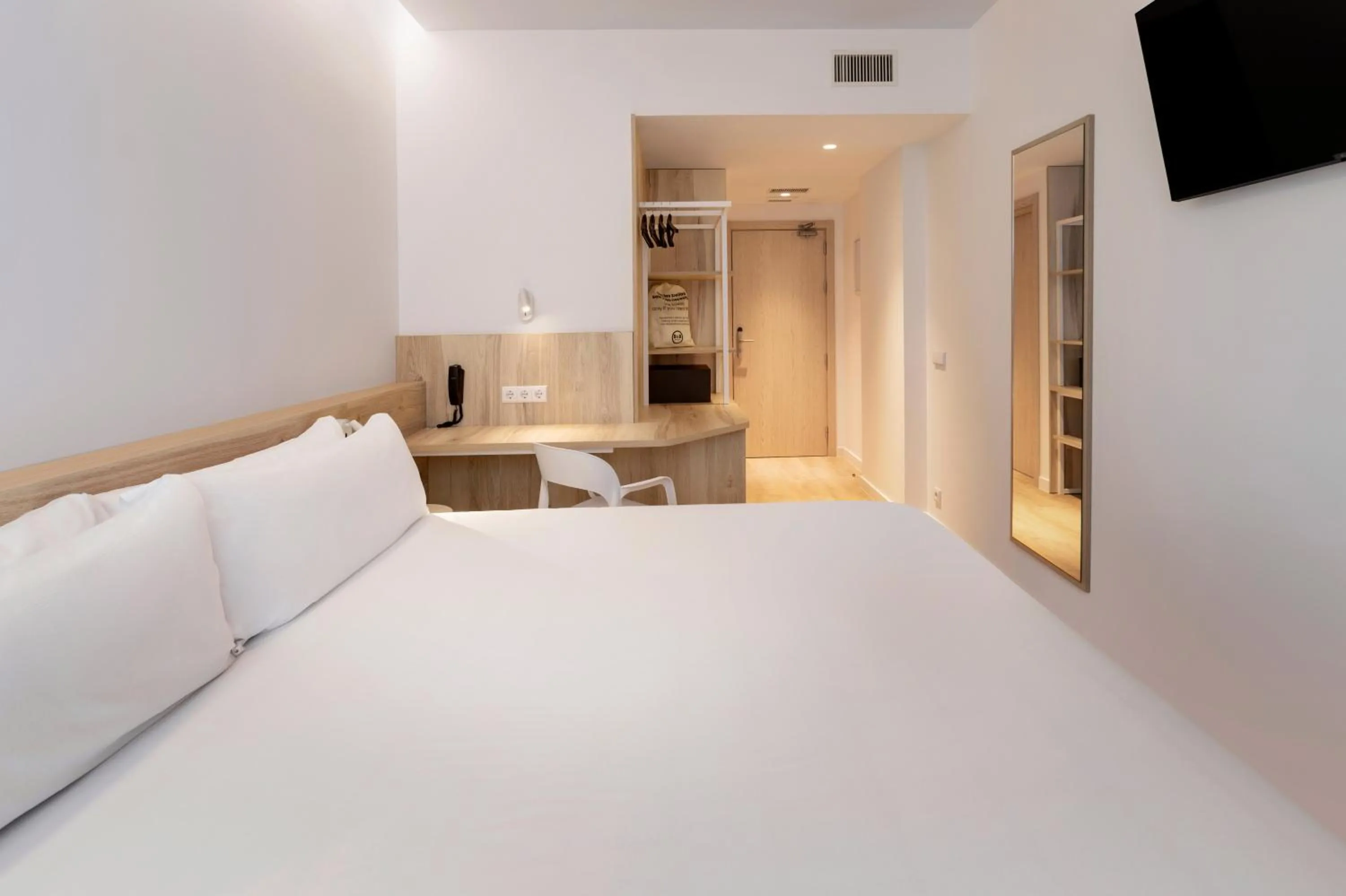 Bed in B&B HOTEL Madrid Carabanchel