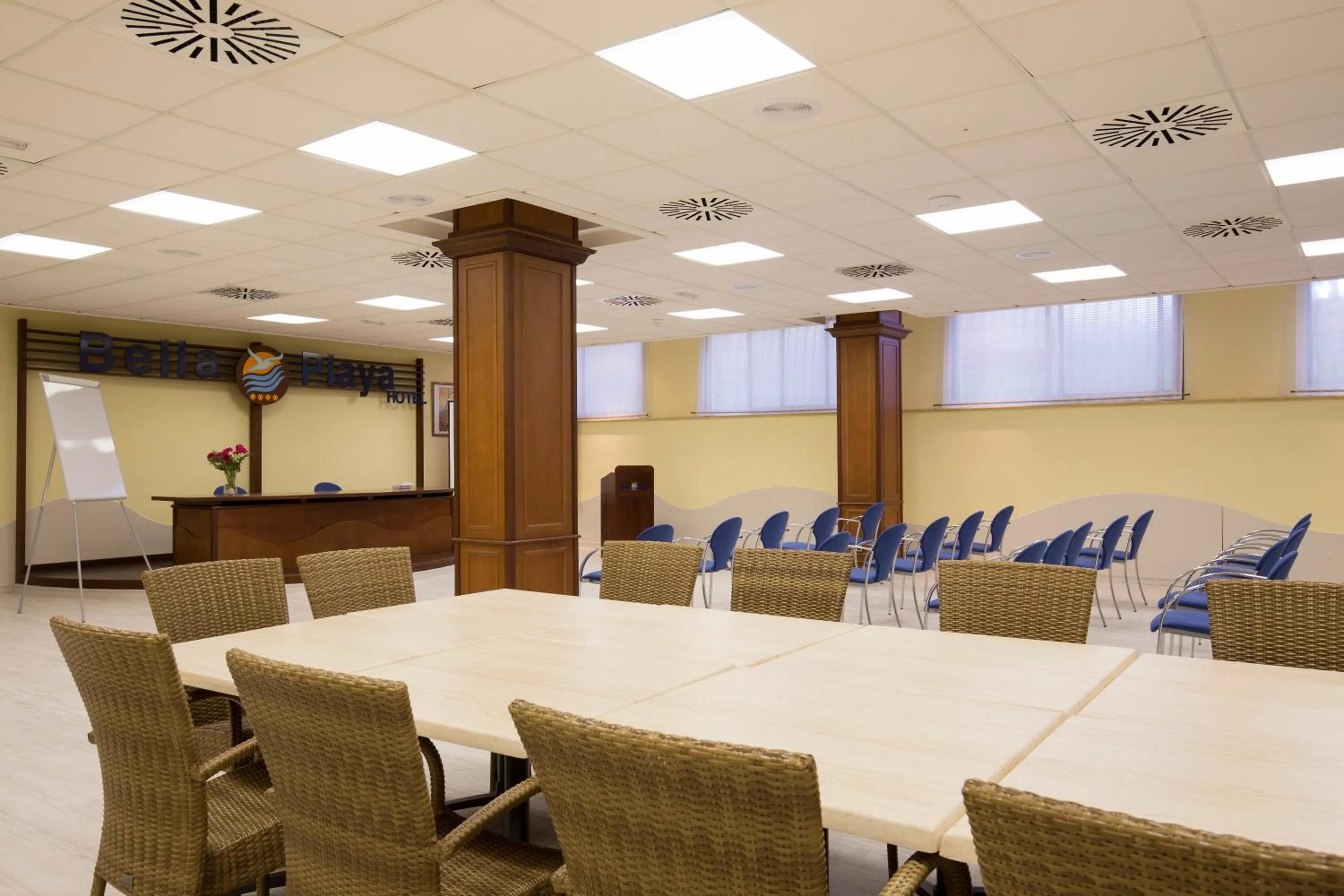 Meeting/conference room in Hotel Bella Playa & Spa
