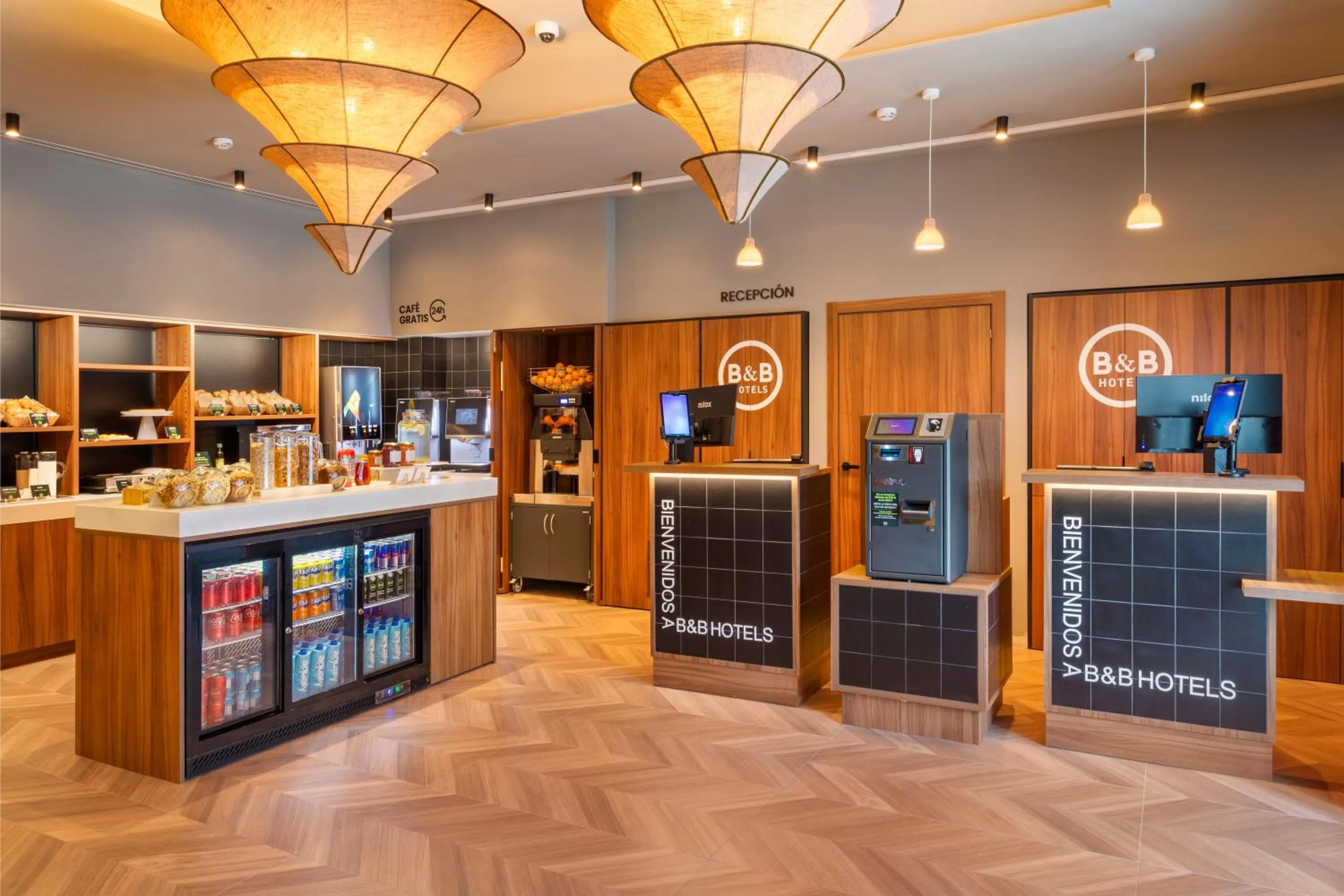 Coffee/tea facilities in B&B HOTEL Alicante Centro