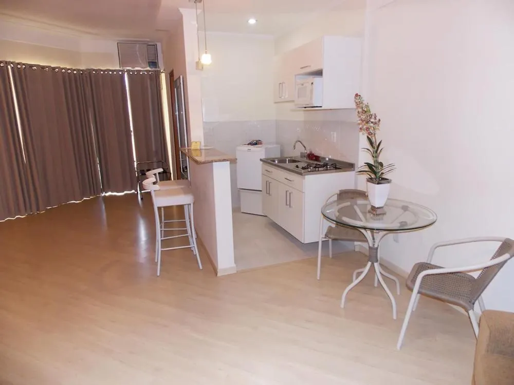 Dining area in Itajubá Flat Hotel