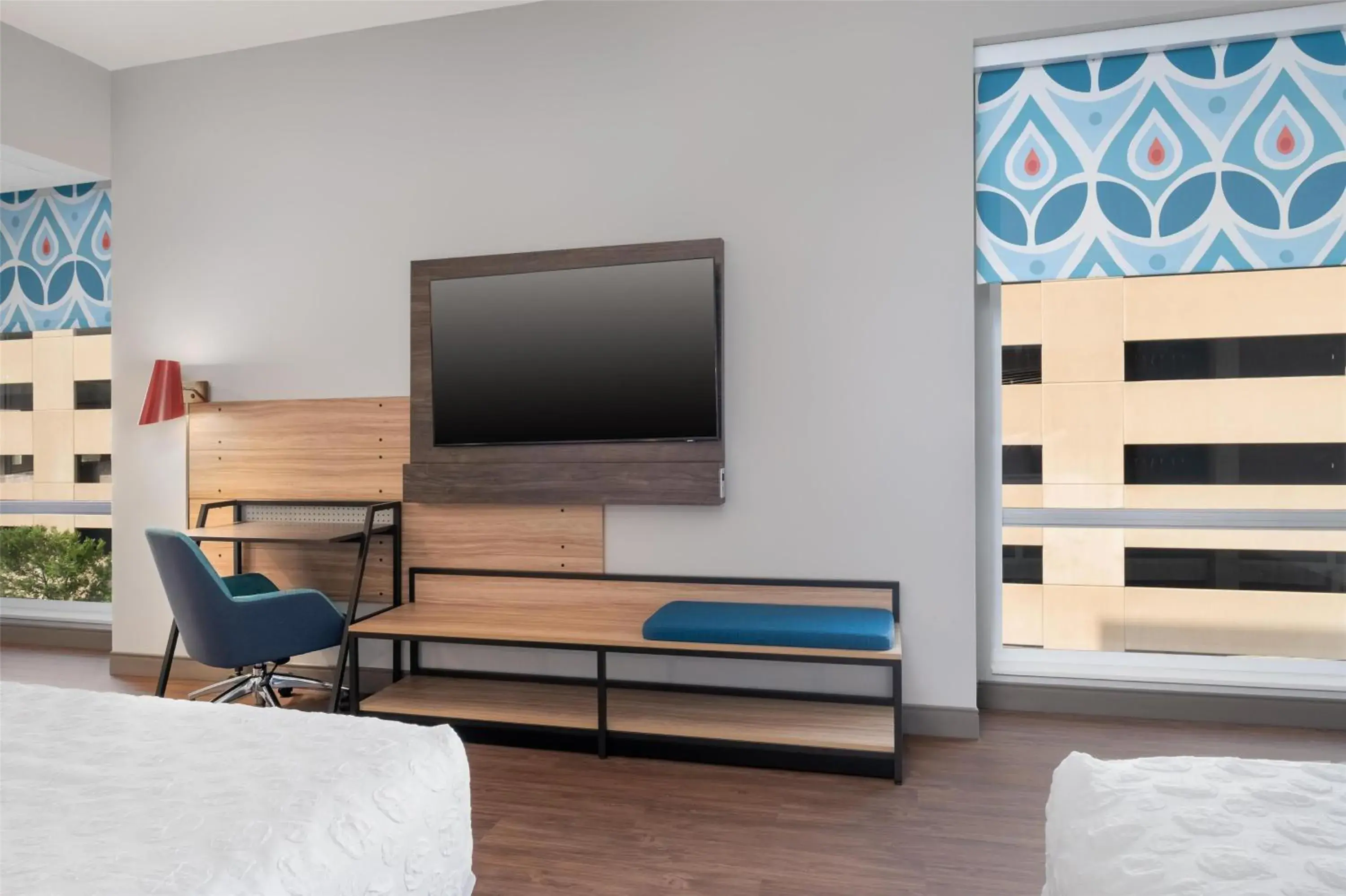 Queen Room with Two Queen Beds - Mobility Access in Tru By Hilton Houston Downtown Convention Center Queen Room with Two Queen Beds - Mobility Access in Tru By Hilton Houston Downtown Convention Center