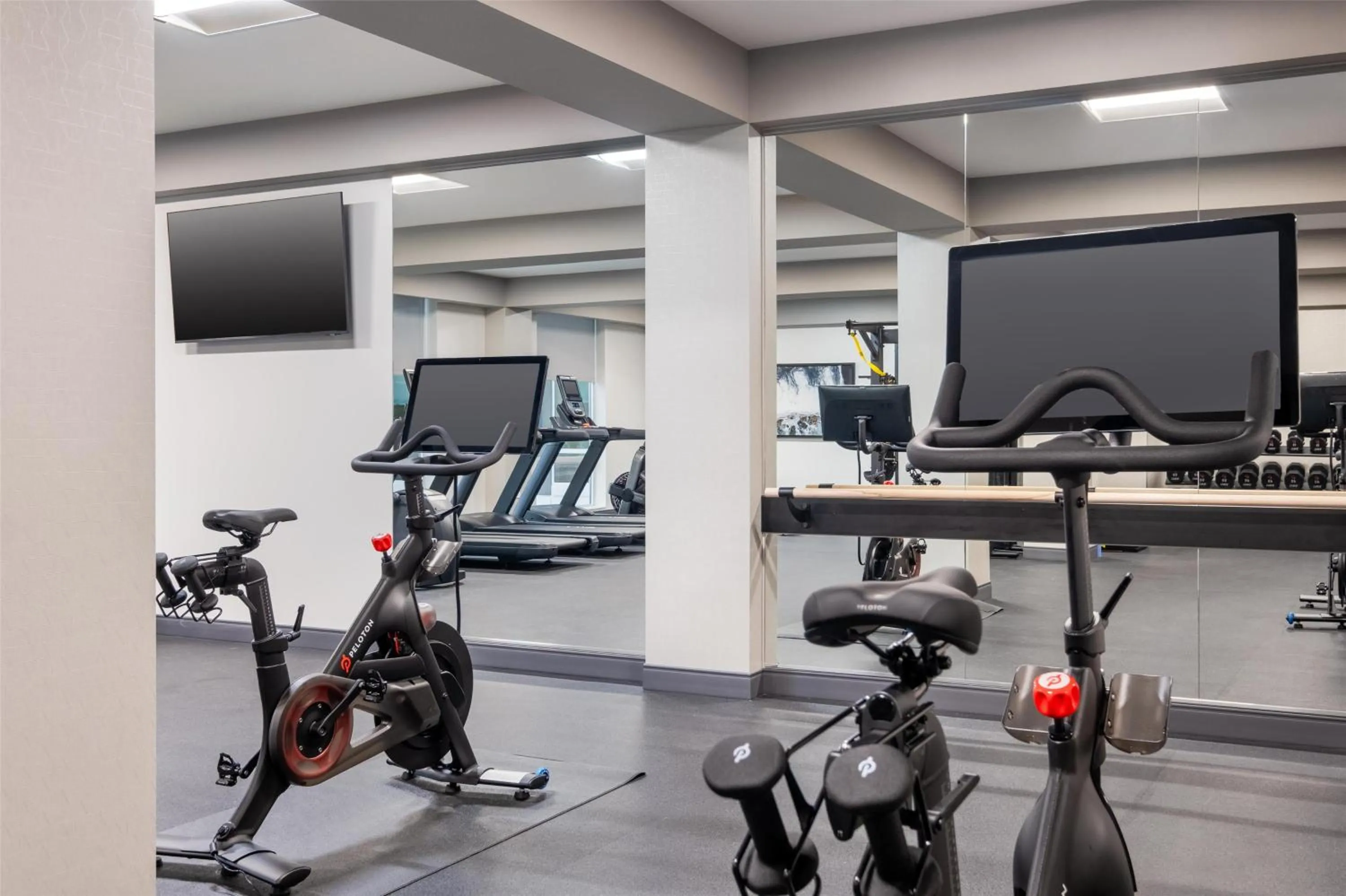 Fitness centre/facilities in Home2 Suites By Hilton Houston Downtown Convention Center