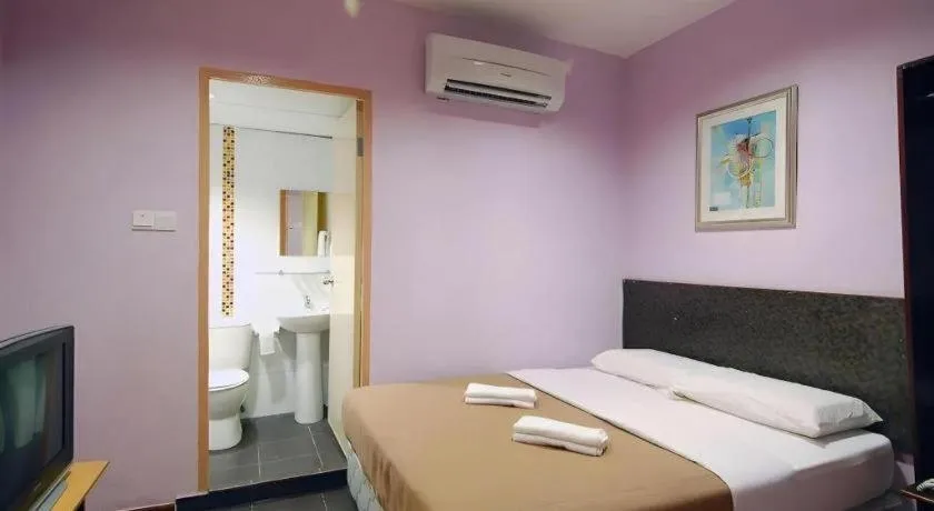 Bed in Aristo Hotel @ Putatan