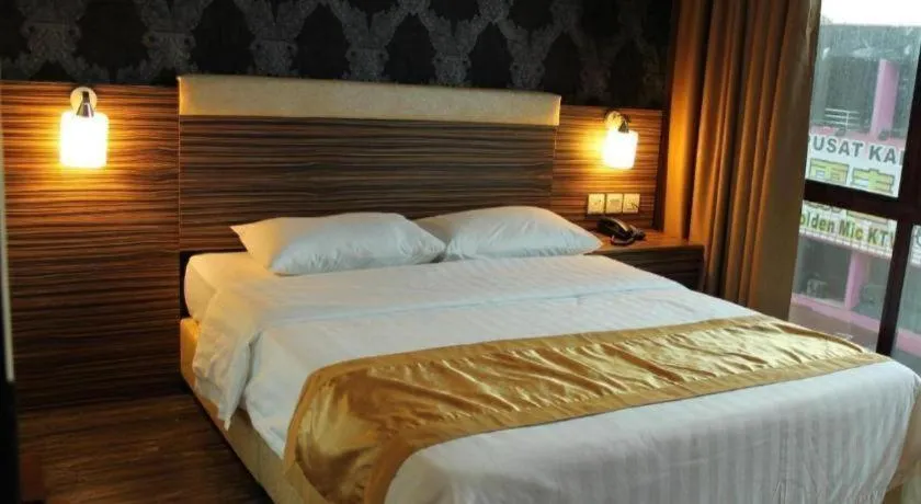 Bed in Clover Hotel