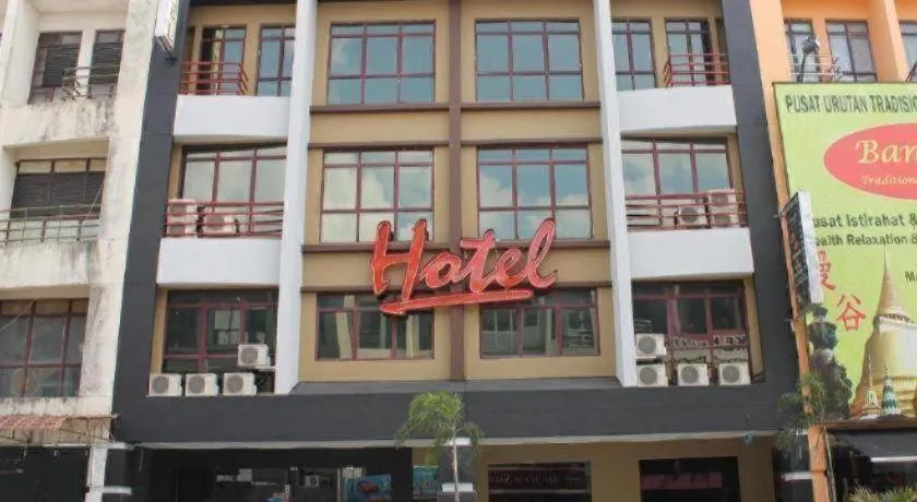 Clover Hotel