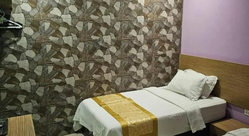 Bed in One Home Hotel