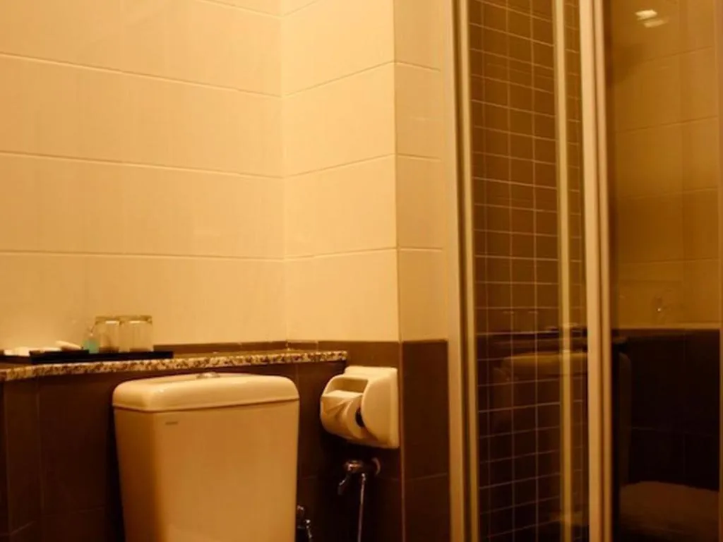 Grand Medallion Hotel