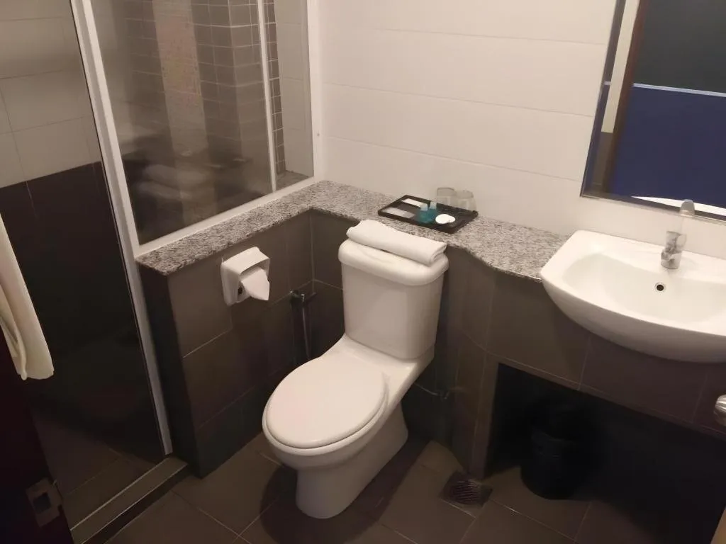 Grand Medallion Hotel