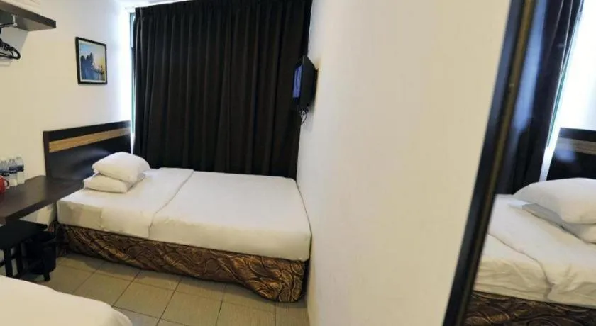 Bed in Place2Stay @ RH Plaza Hotel