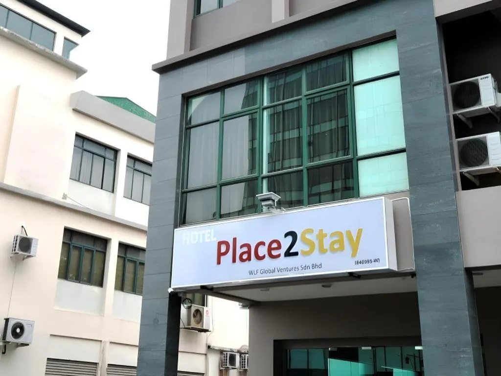 Place2Stay @ RH Plaza Hotel