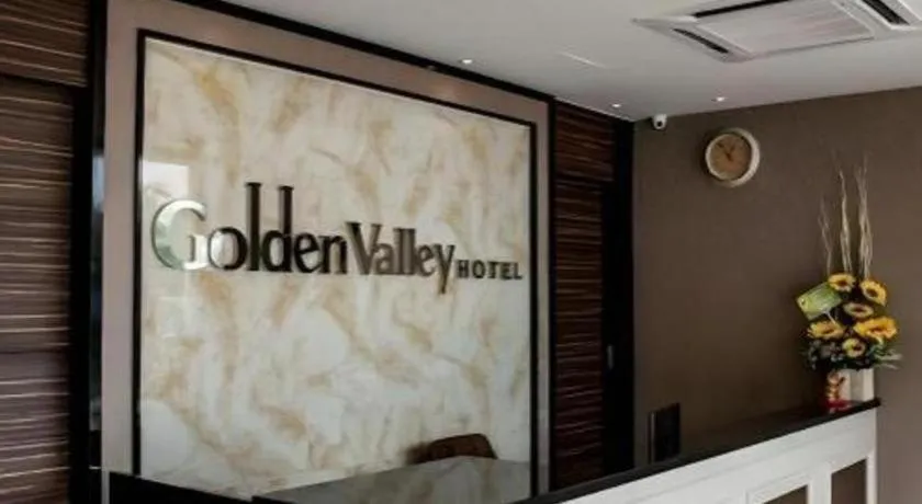Golden Valley Hotel