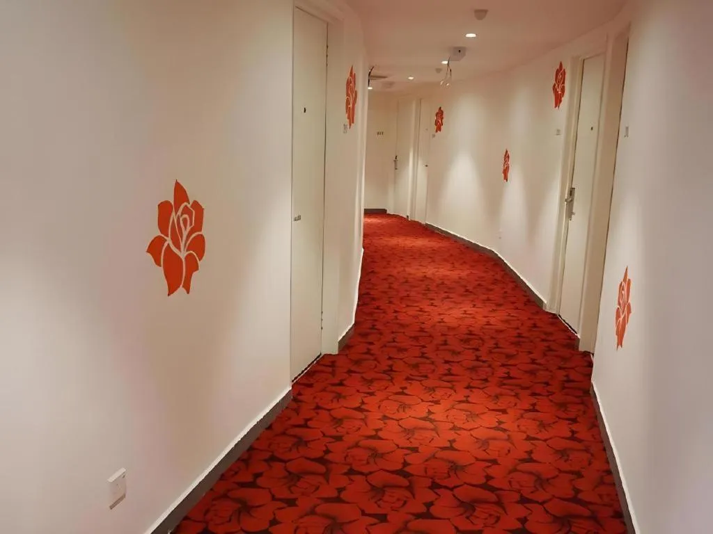 Riverine Garden Hotel