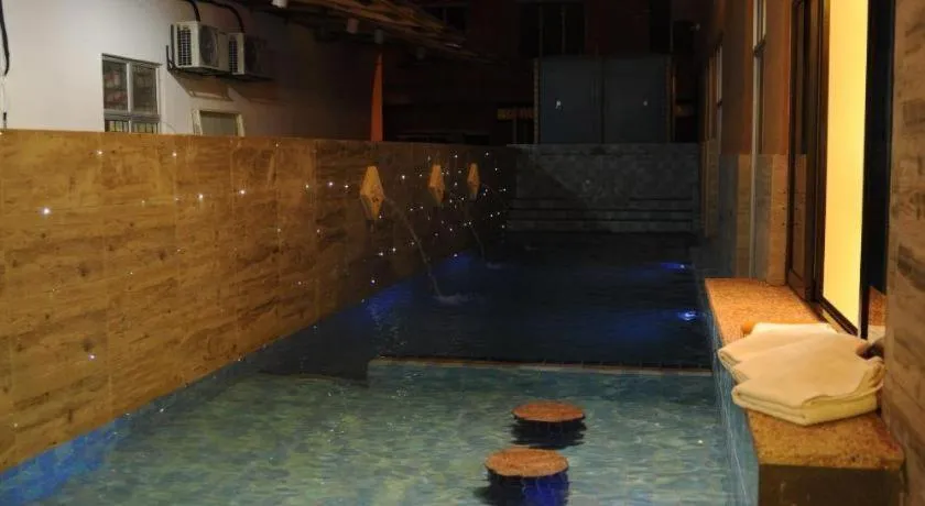 Sea Lion Firefly Concept Hotel