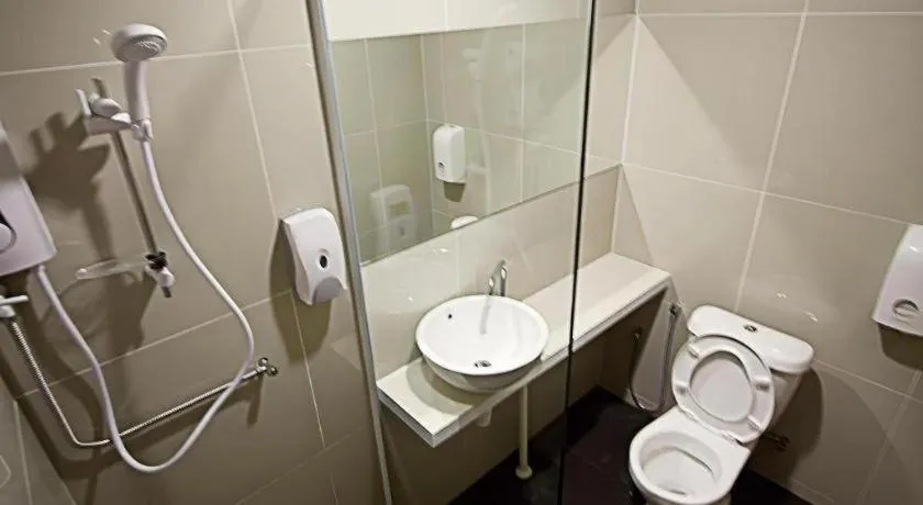 Place2Stay Business Hotel @ Waterfront