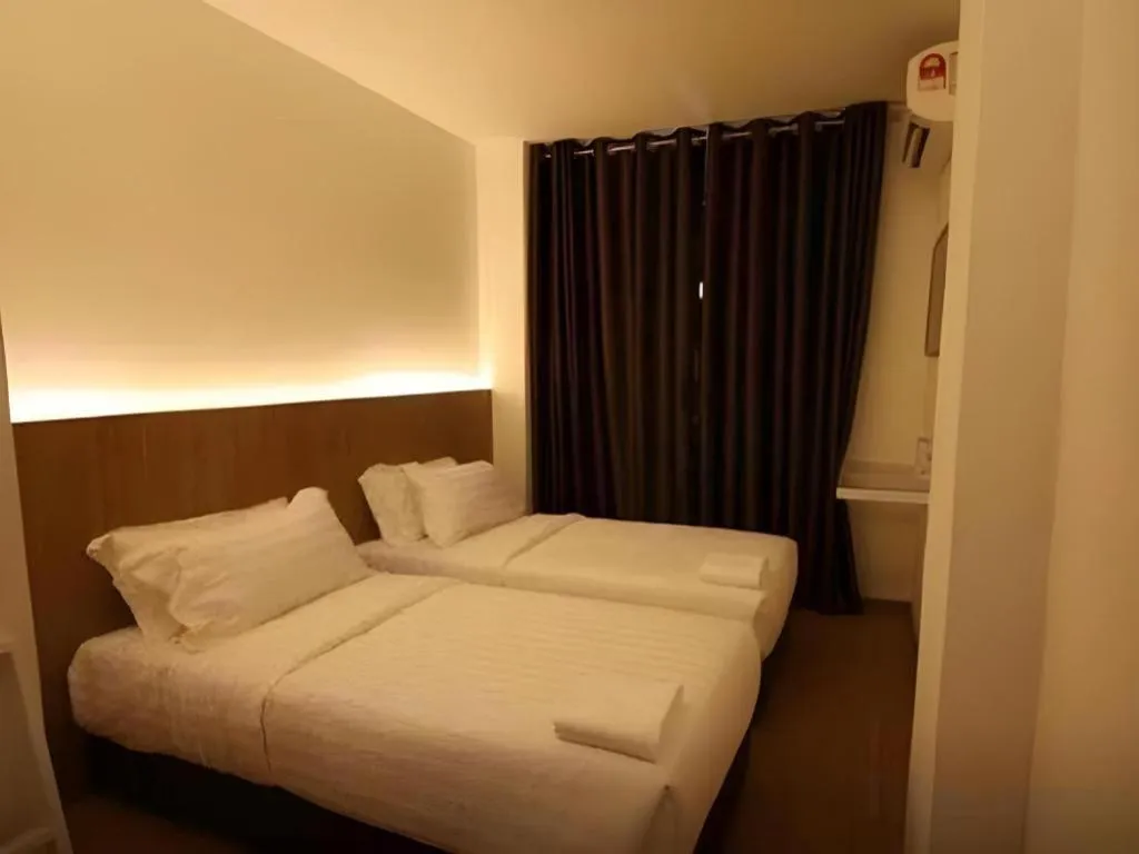 Bed in Place2Stay Business Hotel @ Waterfront