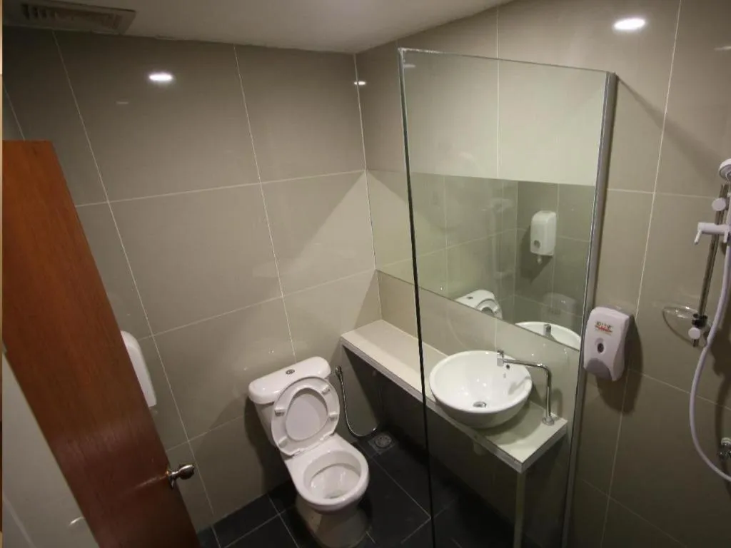 Place2Stay Business Hotel @ Waterfront