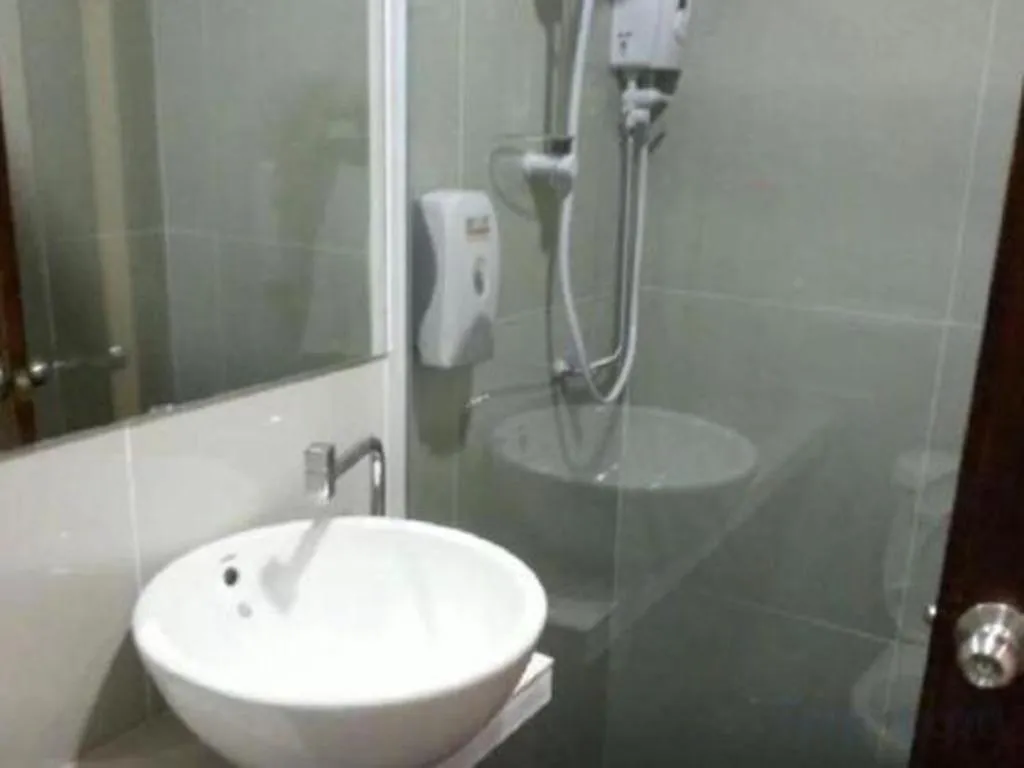 Place2Stay Business Hotel @ Waterfront