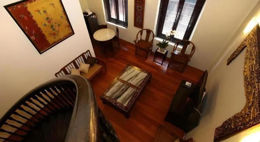 Courtyard at Heeren Boutique Hotel