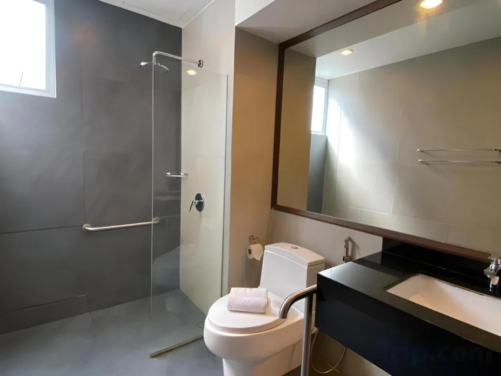 Kemena View Hotel Kuching (formerly known Merchant Hotel Kuching)