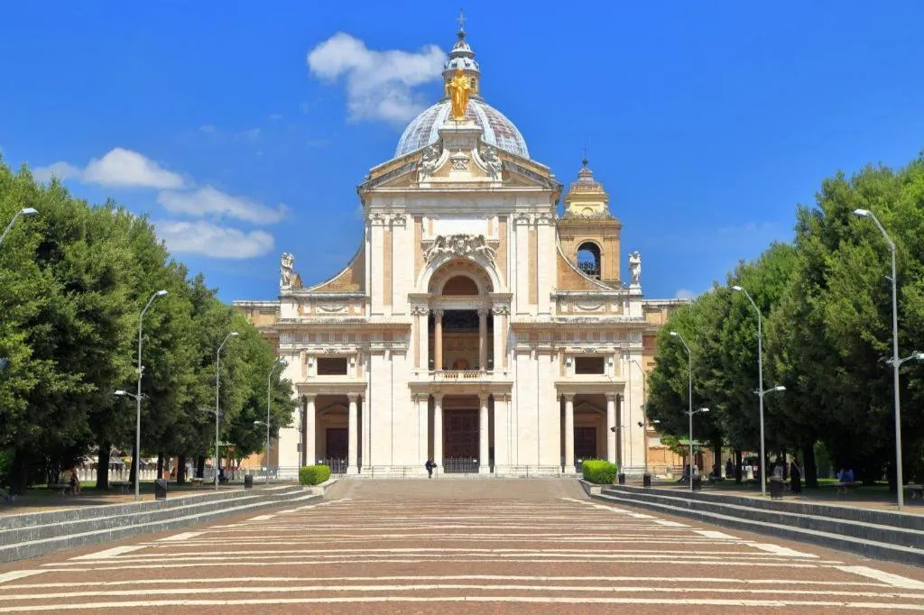 Place2Stay Business Hotel @ Metrocity