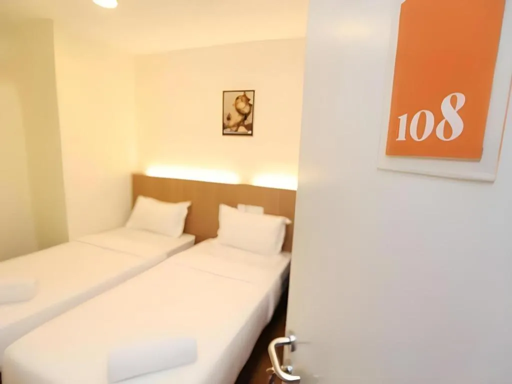 Bed in Place2Stay @ The Mines