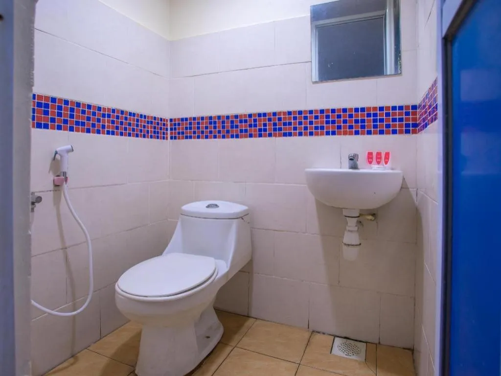 OYO 89450 Hotel Taj Inn Seksyen 13 Shah Alam