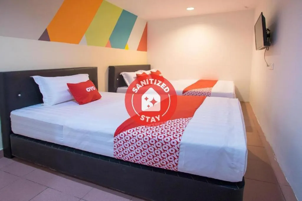 Bed in OYO 89450 Hotel Taj Inn Seksyen 13 Shah Alam