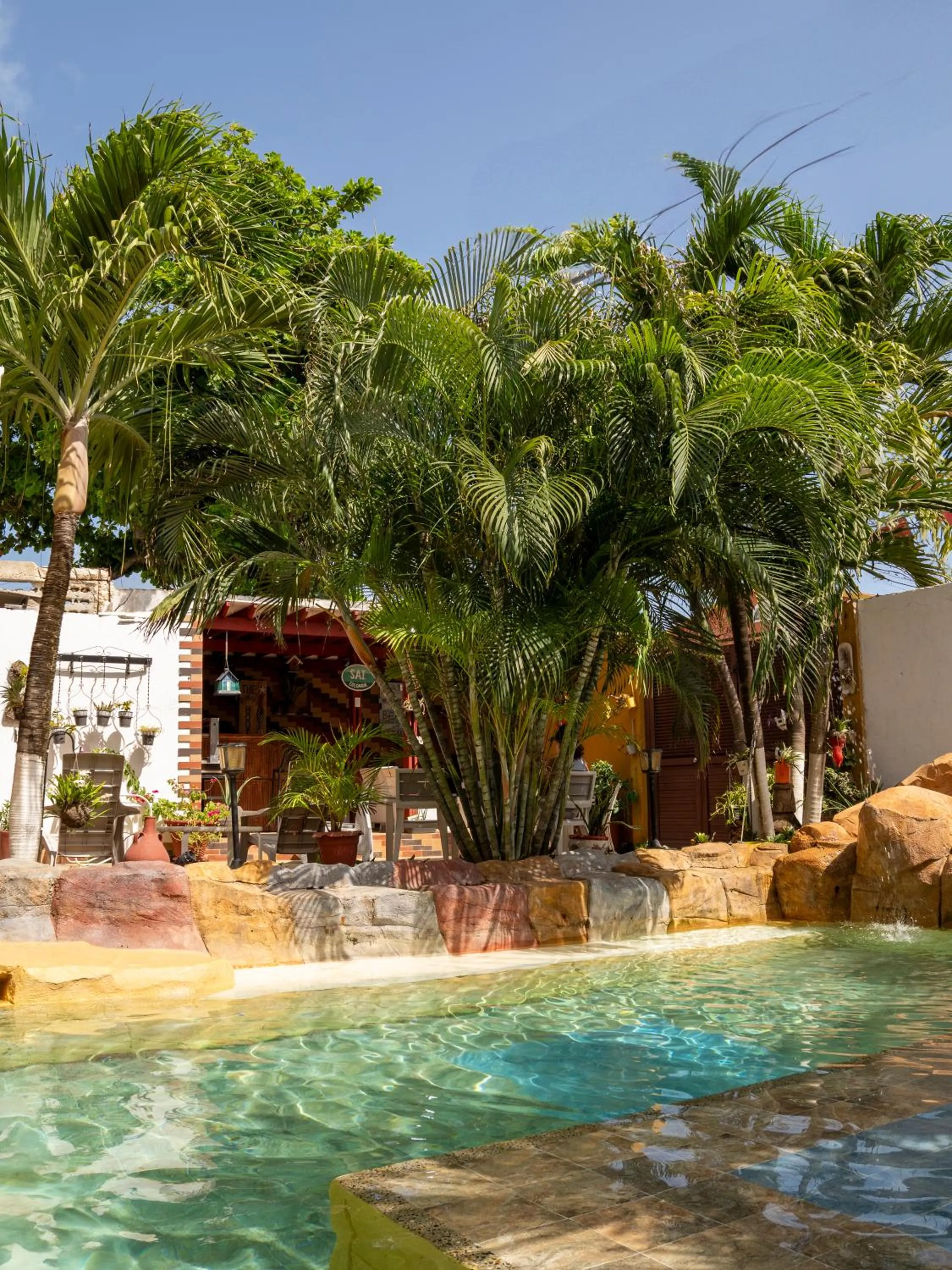 Property building in Hospedaje Solymar II Sarie Bay