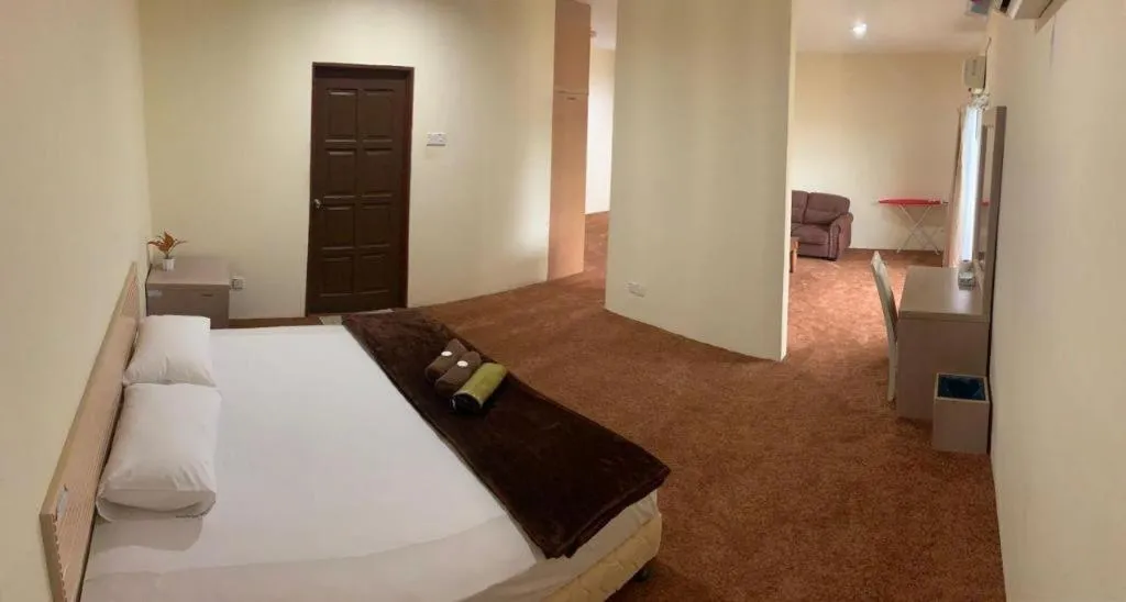 Bed in PAHANG REST HOUSE @ BERA