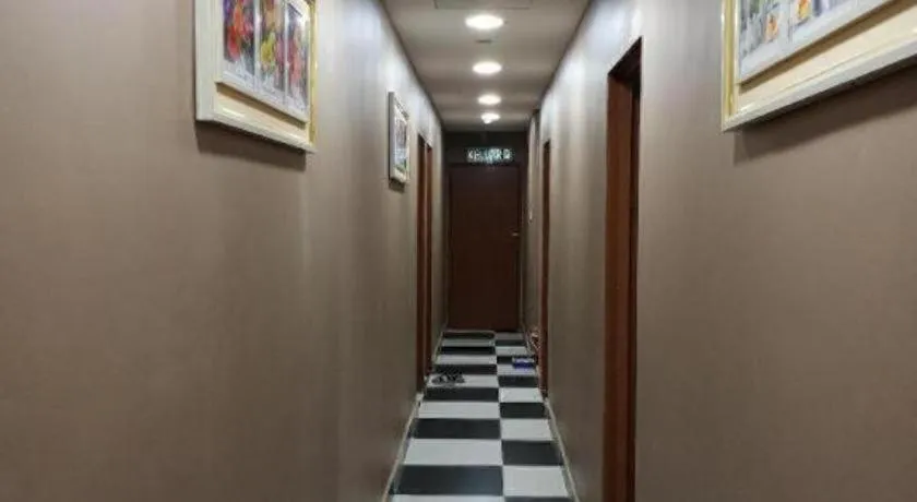 GEORGETOWN @ NEW WAVE HOTEL