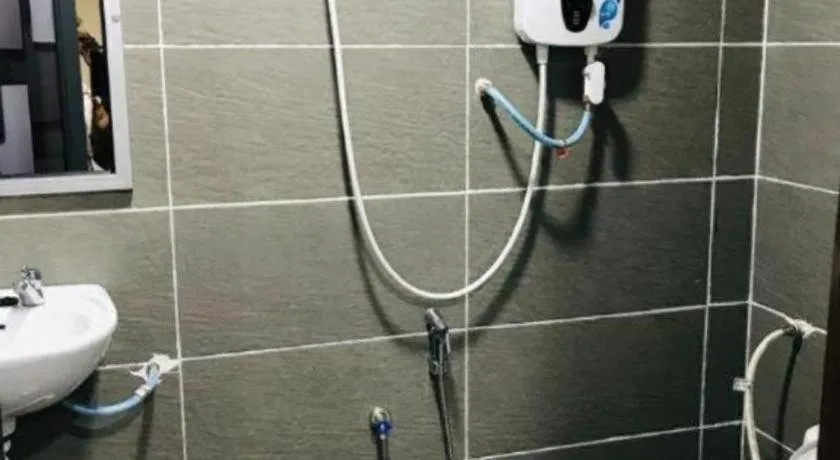 GEORGETOWN @ NEW WAVE HOTEL