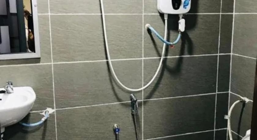 GEORGETOWN @ NEW WAVE HOTEL