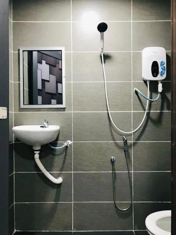 GEORGETOWN @ NEW WAVE HOTEL