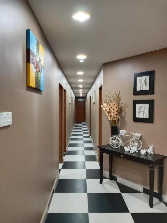 GEORGETOWN @ NEW WAVE HOTEL