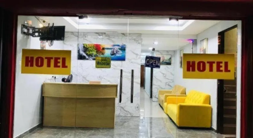 GEORGETOWN @ NEW WAVE HOTEL