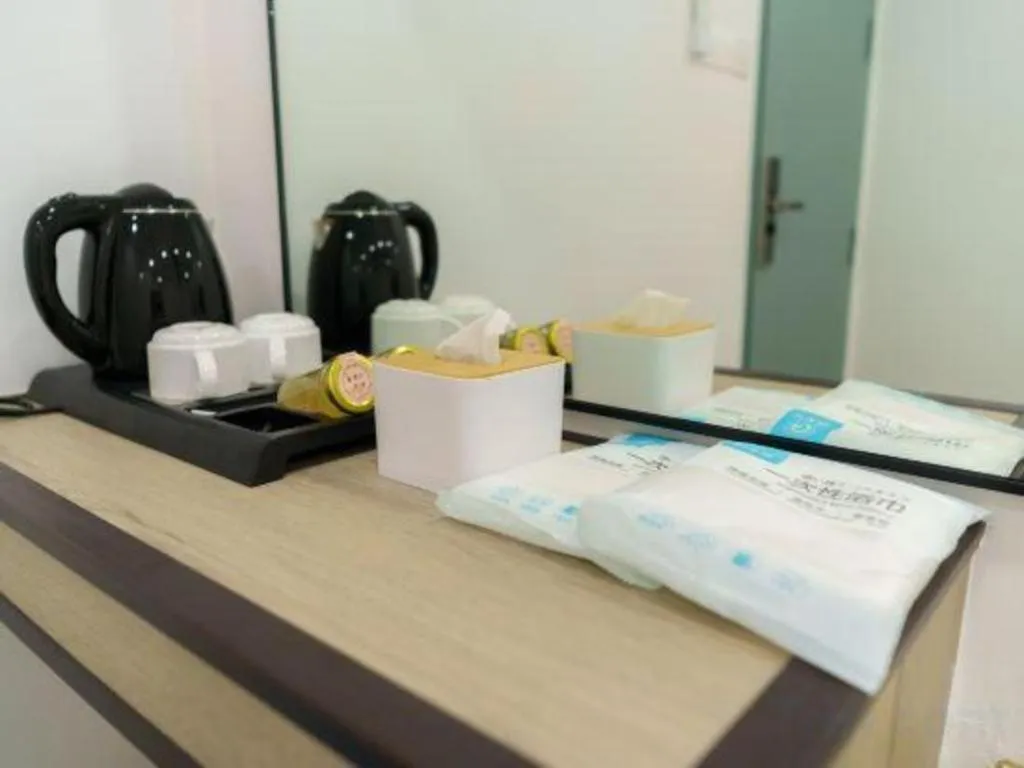 Ru Jia Hai She Hotel