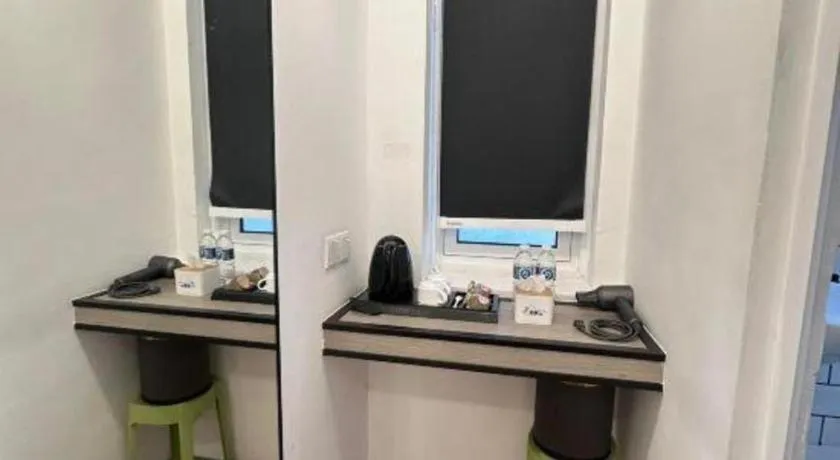 Ru Jia Hai She Hotel