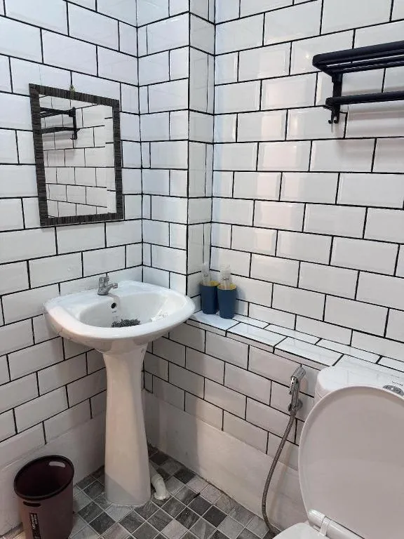 Ru Jia Hai She Hotel